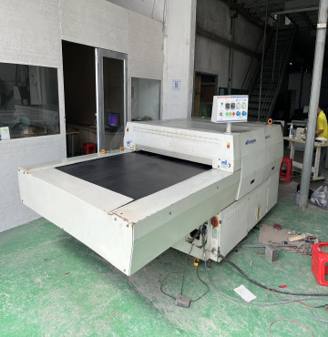 Cho thuê máy ép keo khổ 1m6